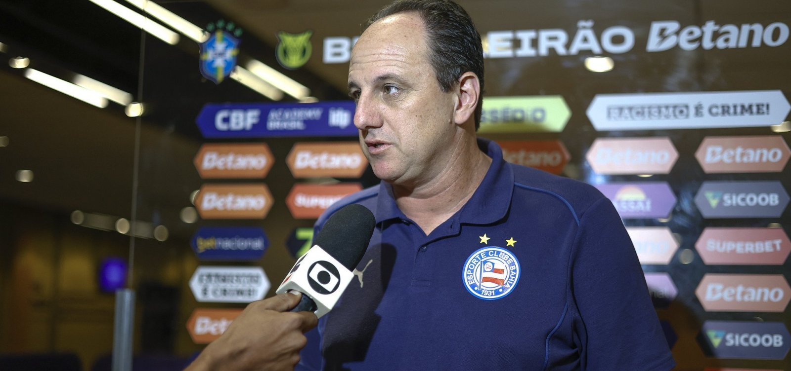 Esporte Clube Bahia: Rogério Ceni pode receber título de cidadão Soteropolitano