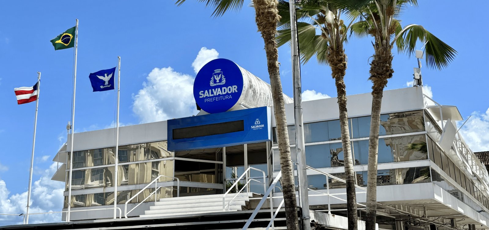 Iphan reconhece caráter cívico da Praça Municipal, mas é omisso com demolição do Palácio Thomé de Souza