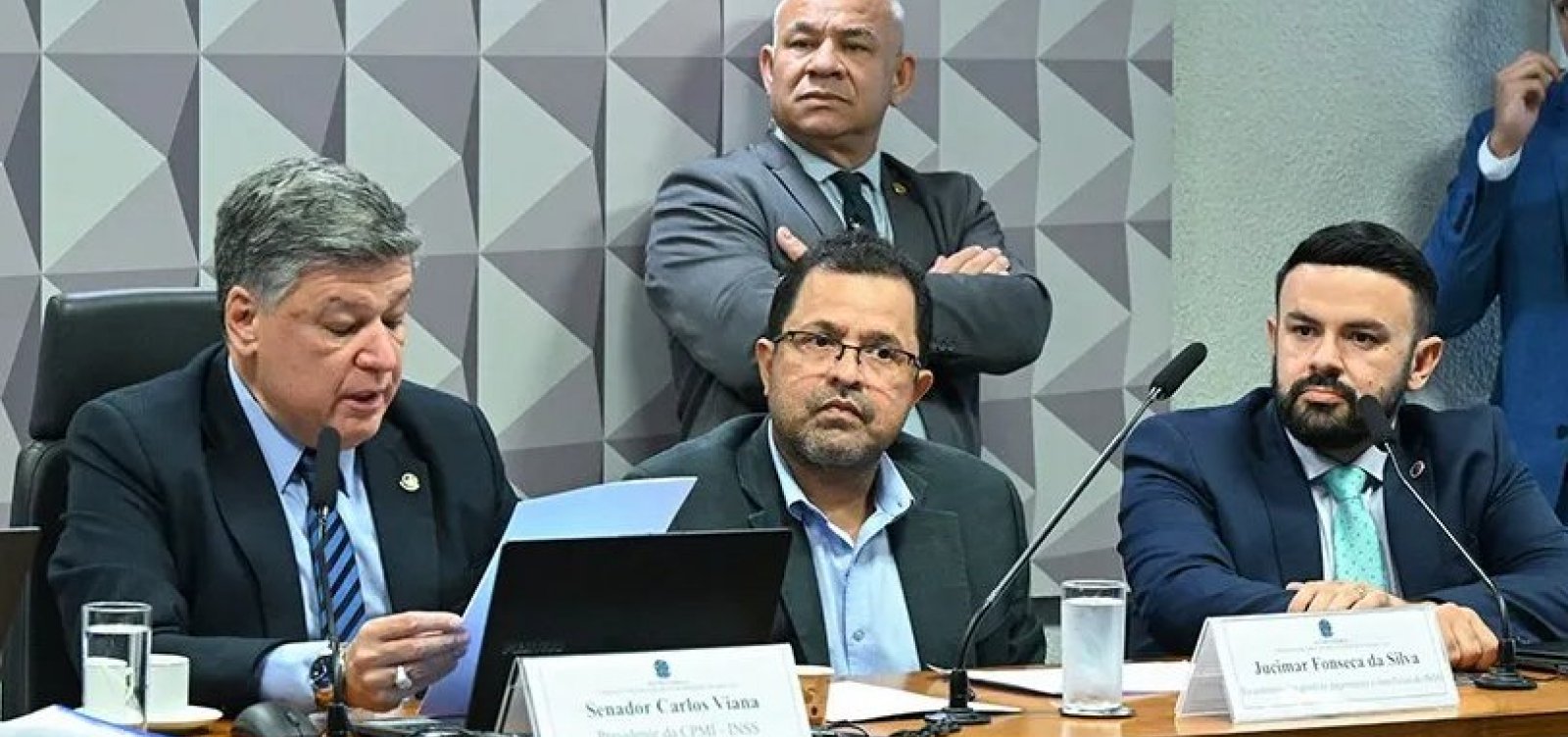 Parlamentares solicitam prorrogação da CPI do INSS por mais quatro meses