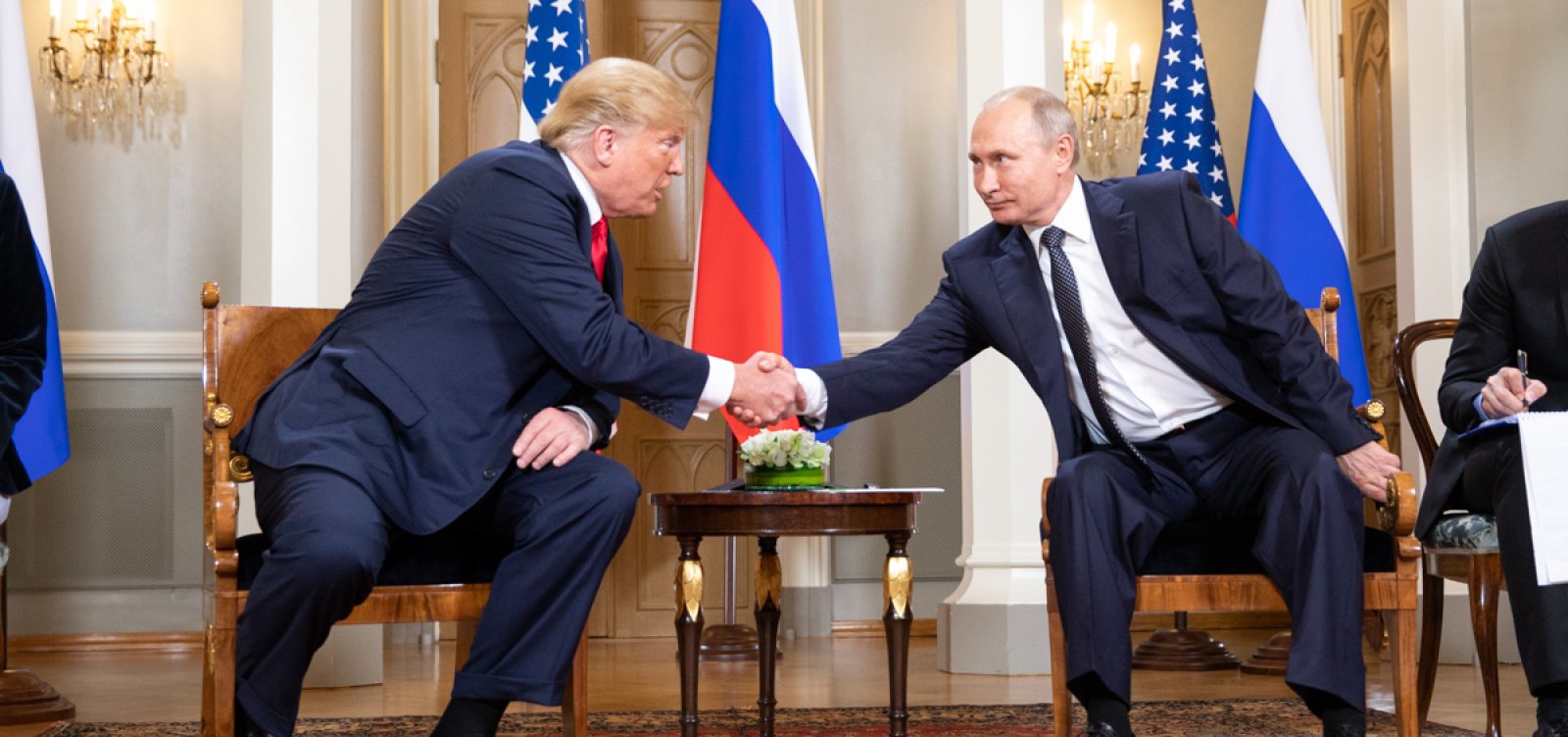 Estados Unidos e Rússia discutem guerra na Ucrânia neste sábado