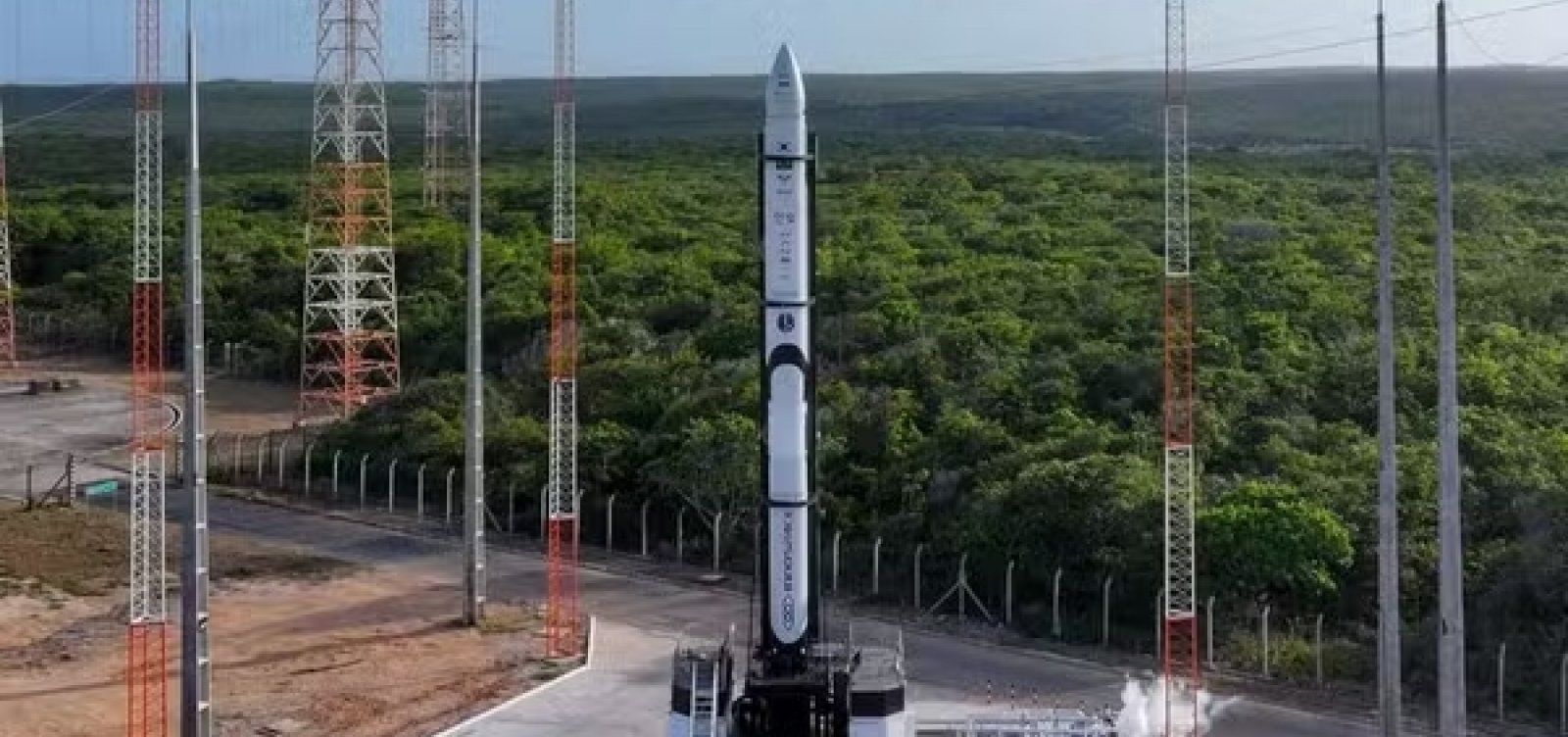 Lançamento do primeiro foguete comercial brasileiro é reagendado para segunda-feira