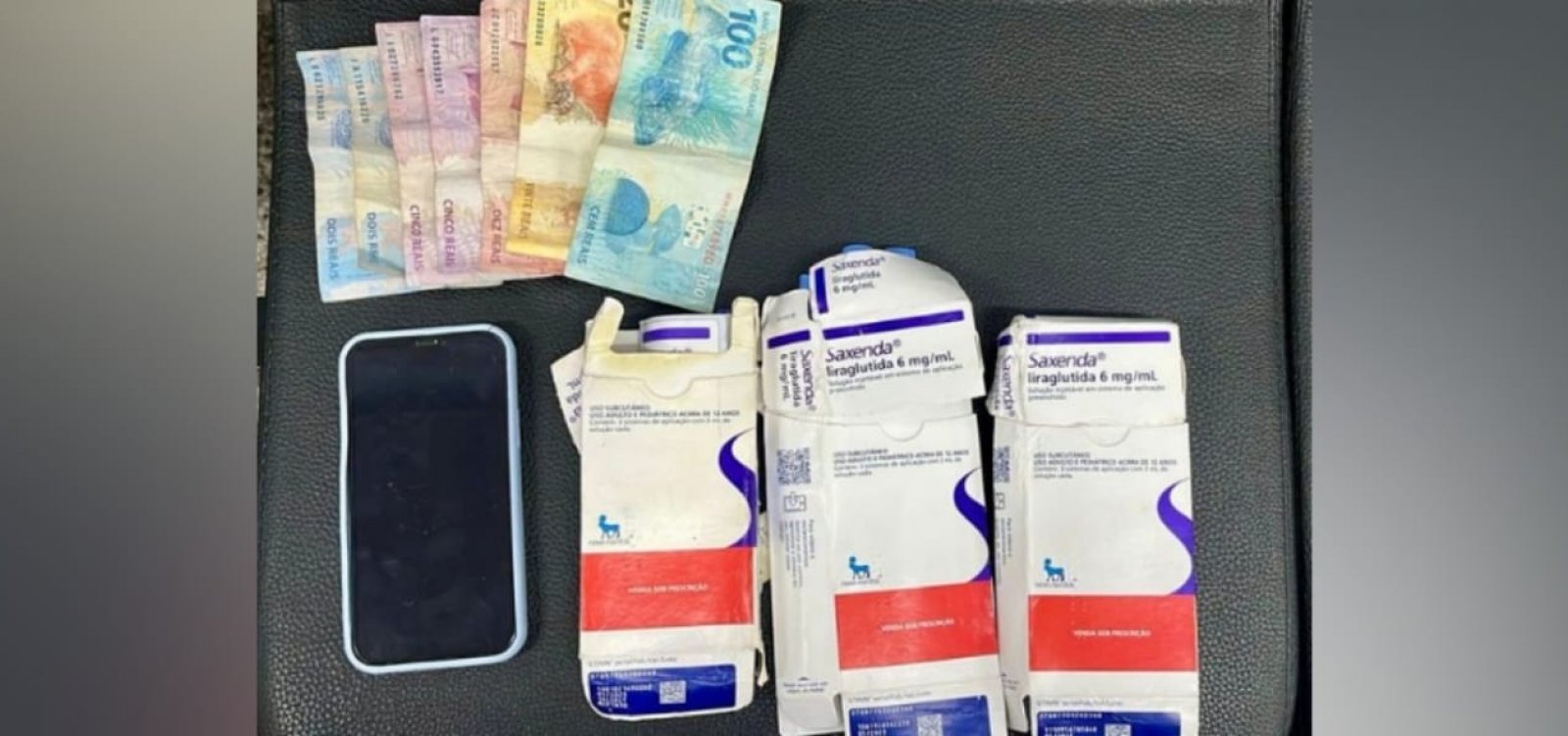 Mulher é presa por ligação com roubo e venda ilegal de canetas emagrecedoras em Salvador