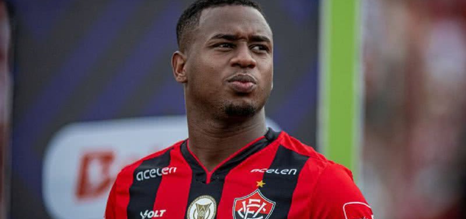 Vitória renova contrato de Dudu até 2027