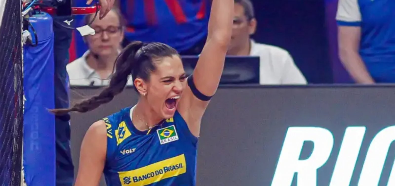 Julia Kudiess é eleita a 5ª melhor jogadora de vôlei do mundo pela FIVB