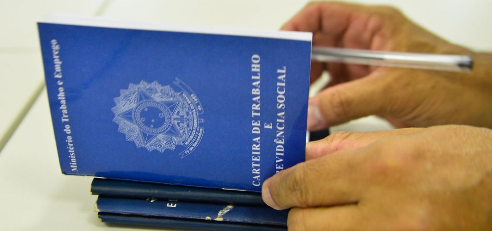 Ampliação do número de carteiras assinadas é sustentada, diz IBGE