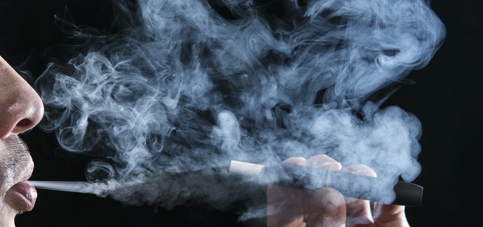  Explosão do consumo de vapes reverte avanços históricos no combate ao fumo