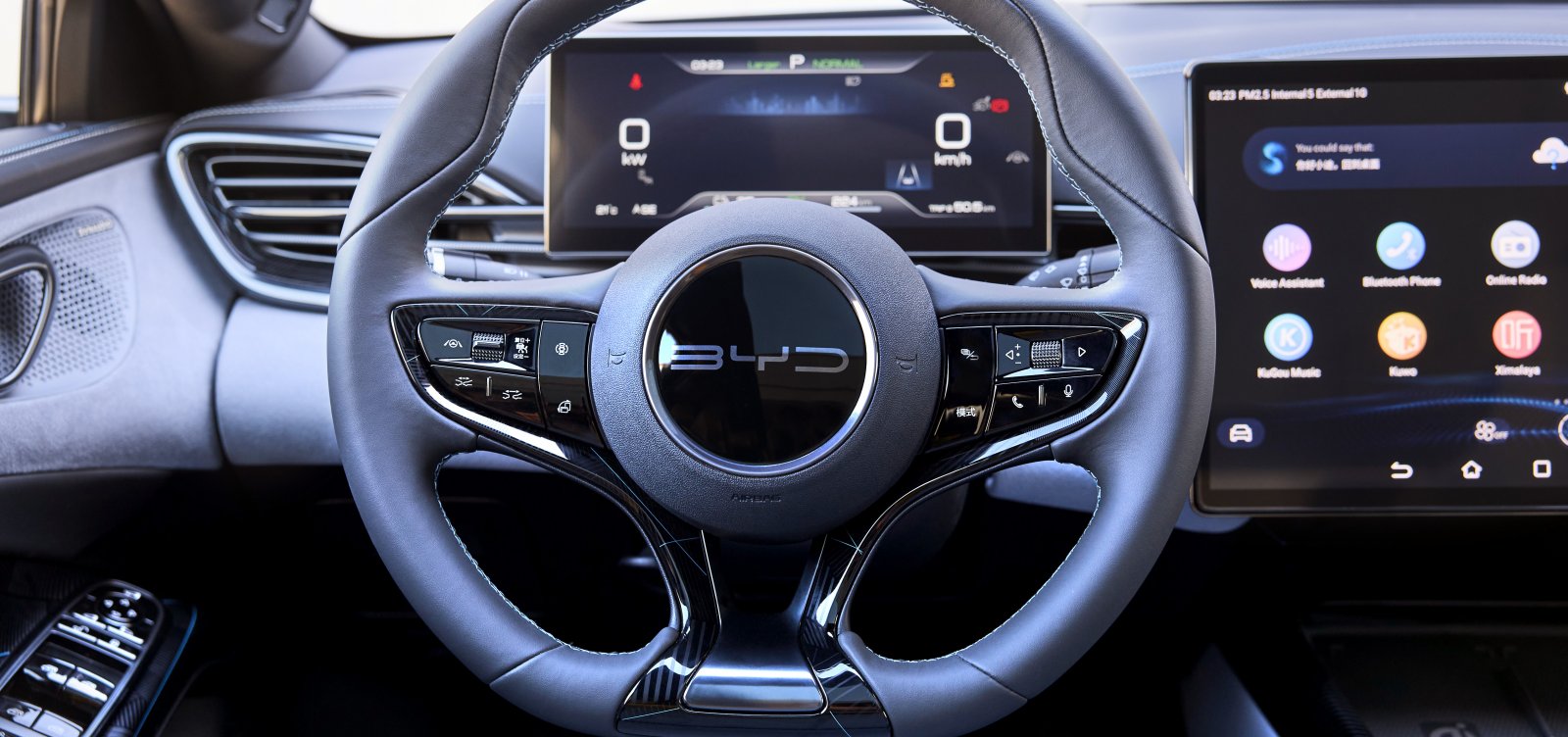 BYD supera Tesla e lidera venda de carros elétricos em 2025