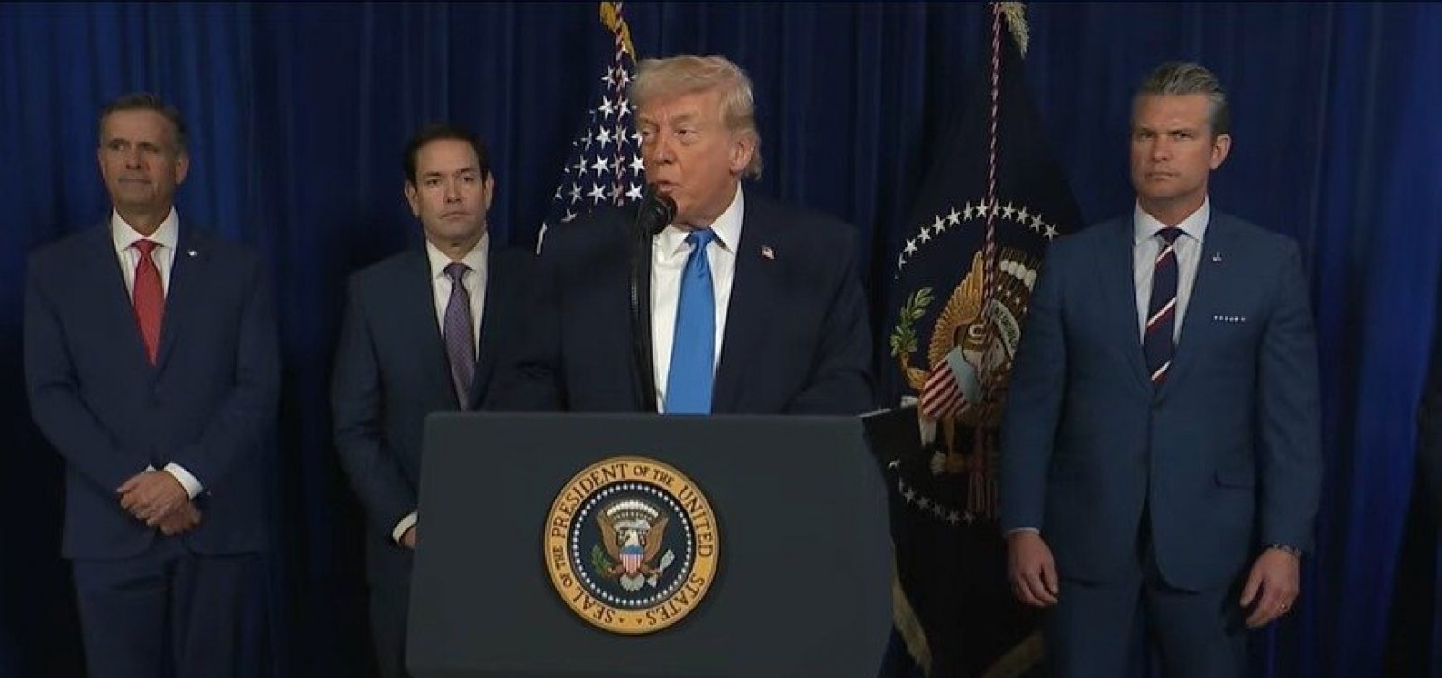 Trump diz que EUA estão prontos para nova ofensiva contra a Venezuela