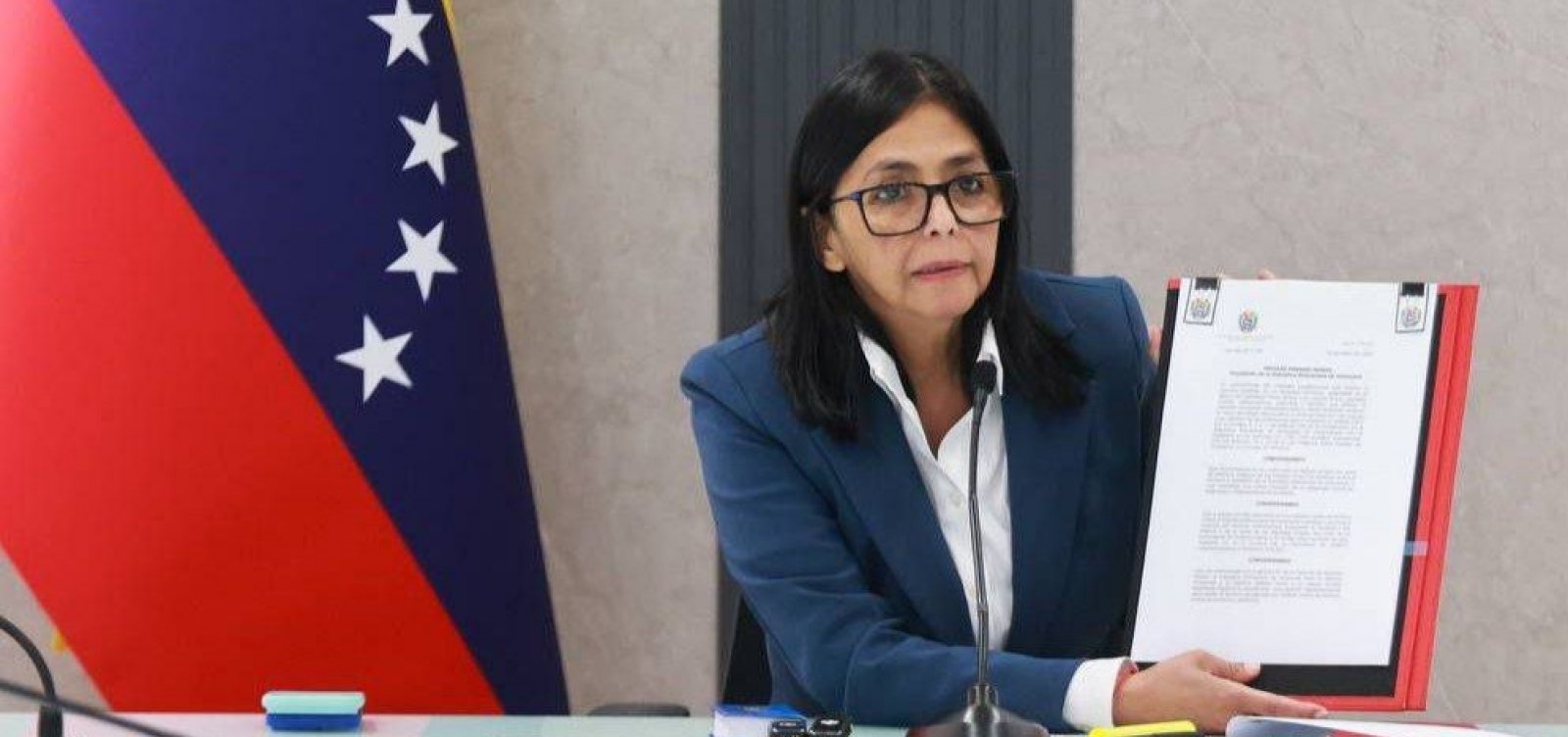 Presidente interina da Venezuela defende diálogo e agenda de colaboração com EUA