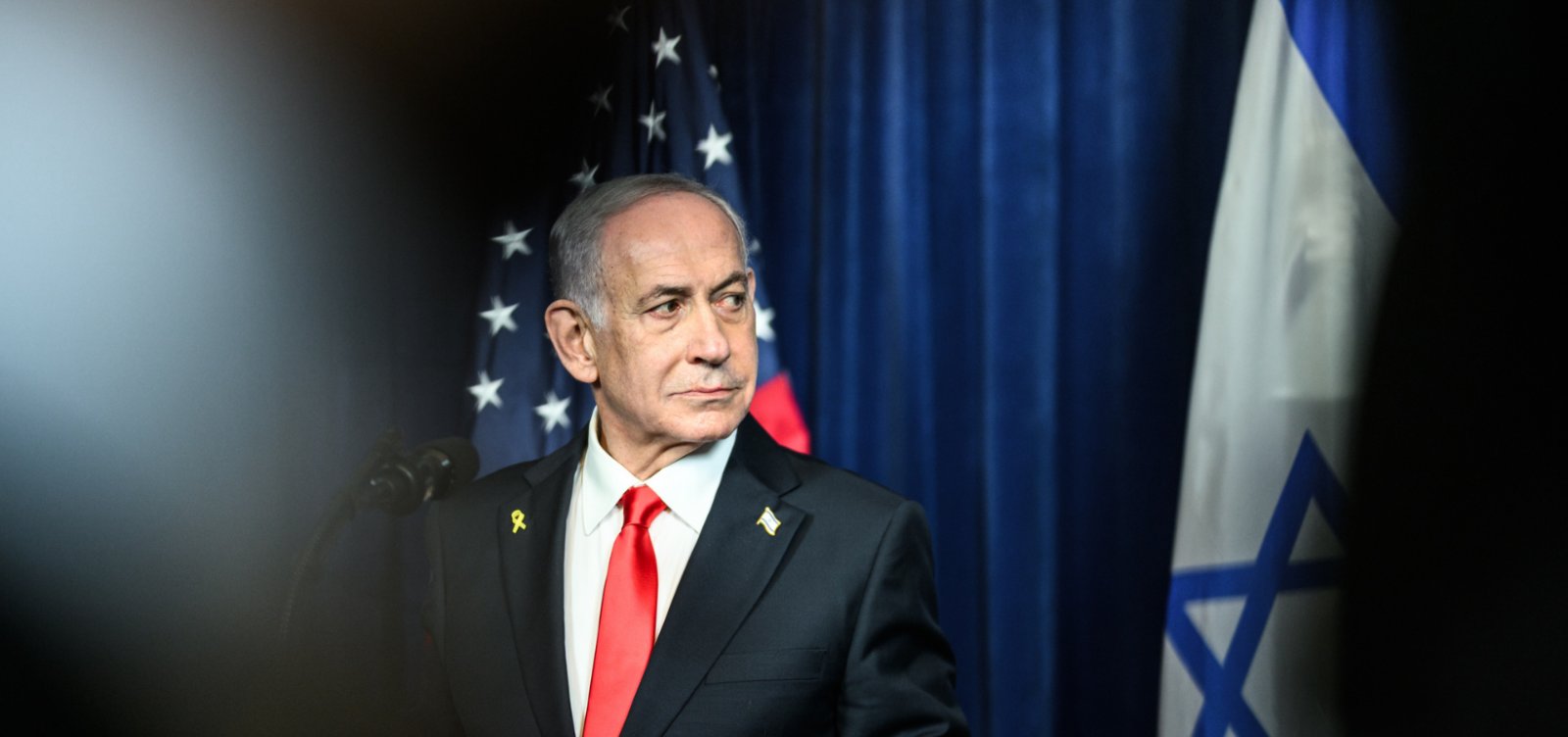 Israel anuncia ataques a Hezbollah e Hamas no Líbano