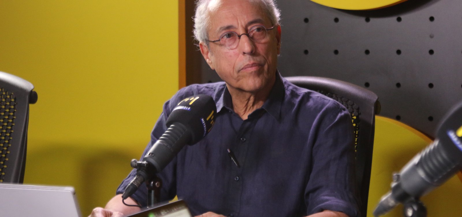 "Já é uma terceira guerra mundial iniciada", afirma Bob Fernandes sobre ações contra a Venezuela