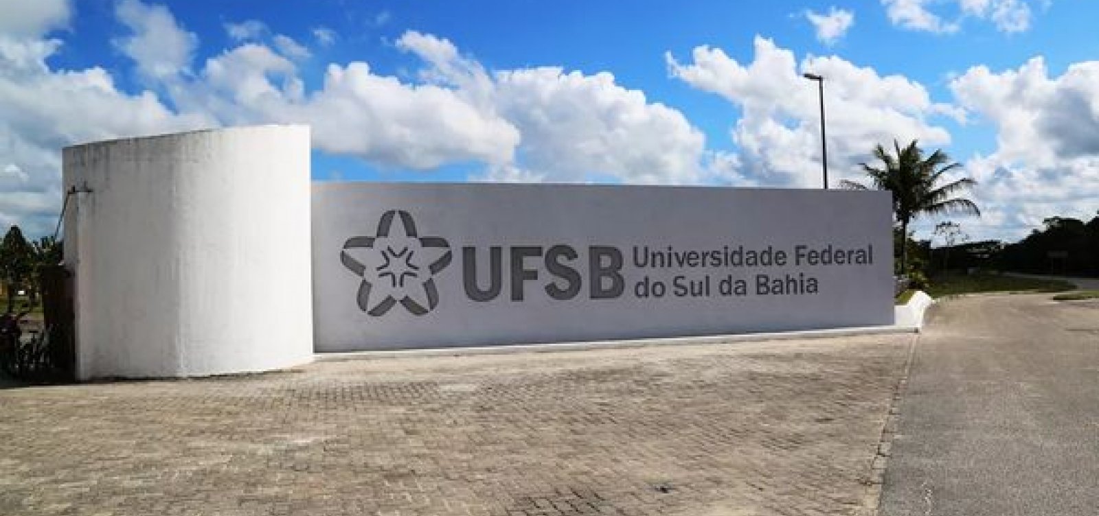 UFSB abre mais de 1,2 mil vagas para cursos de graduação em 2026.1