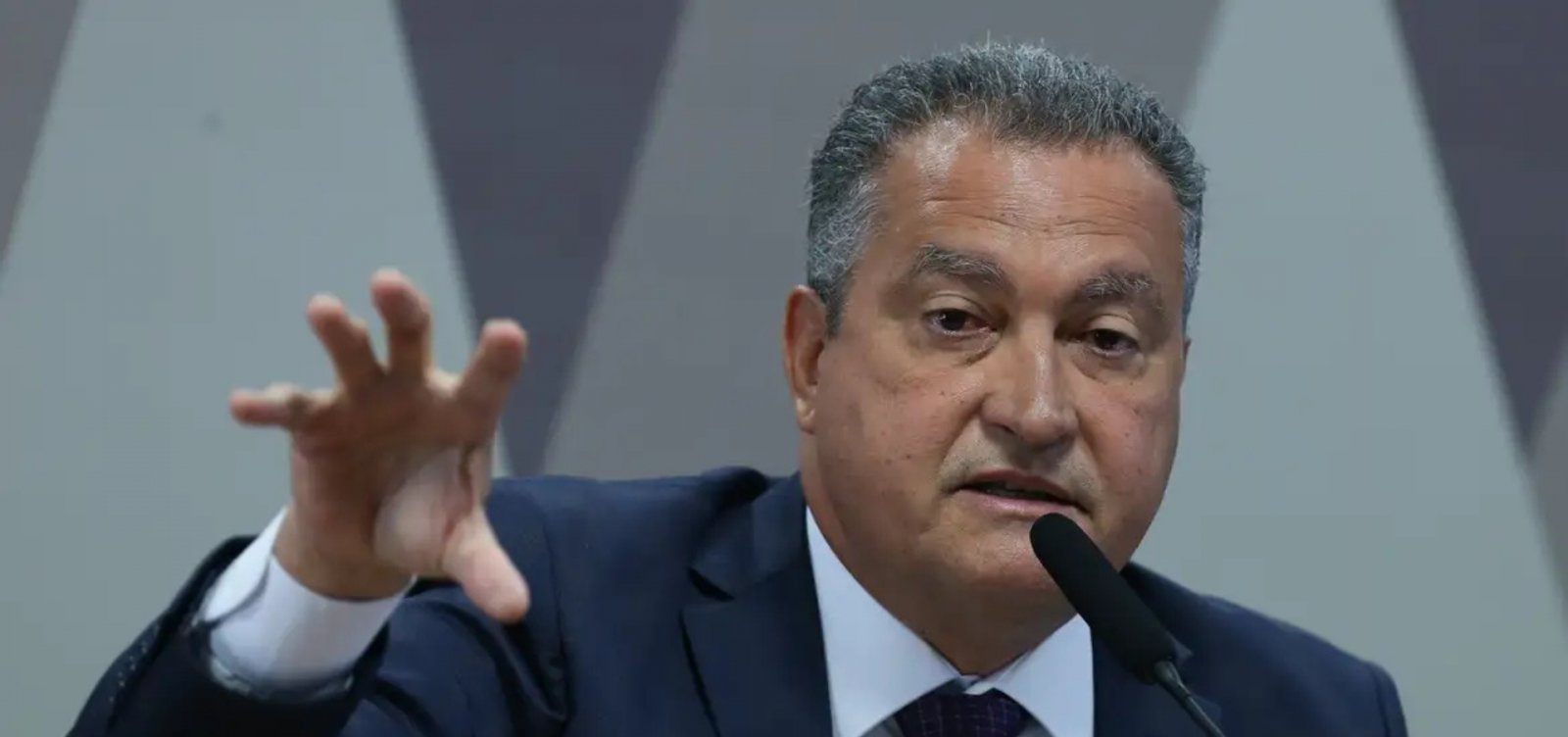 Rui Costa diz que governo pode vetar R$ 11 bilhões em emendas parlamentares 