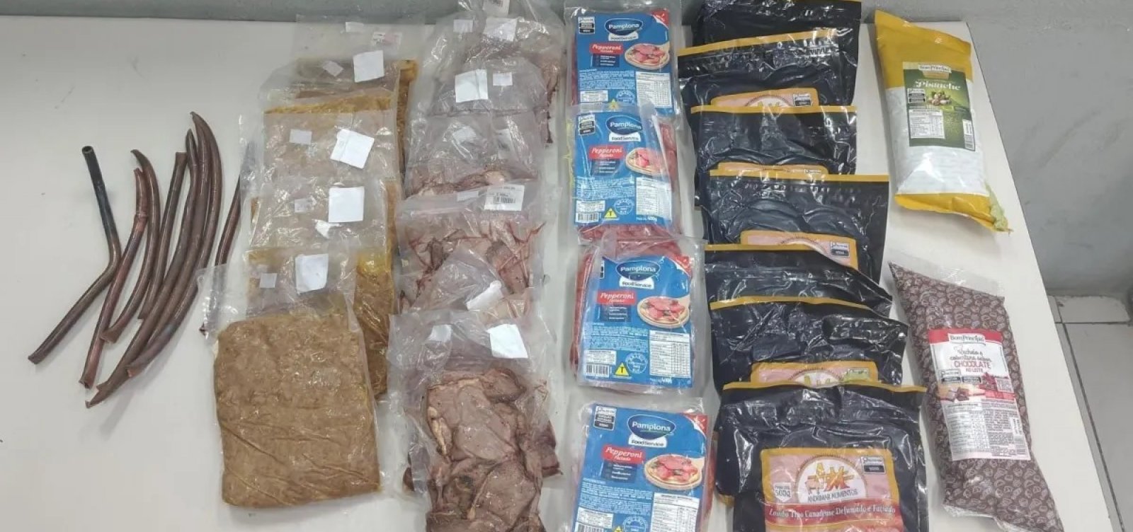 Homem é preso após invadir pizzaria e furtar pepperoni e pistache em Porto Alegre