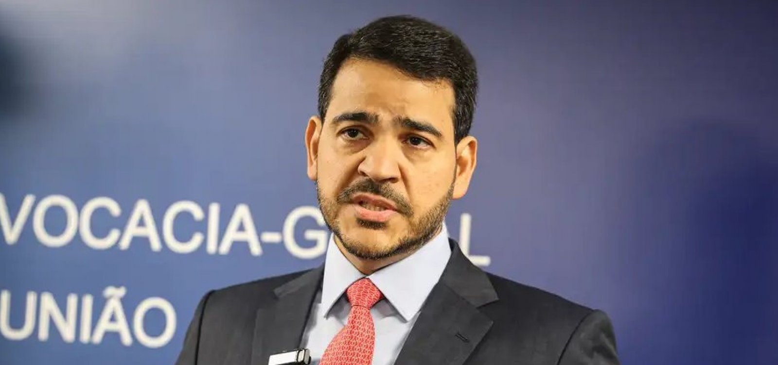 Jorge Messias se reúne com presidente da CCJ do Senado