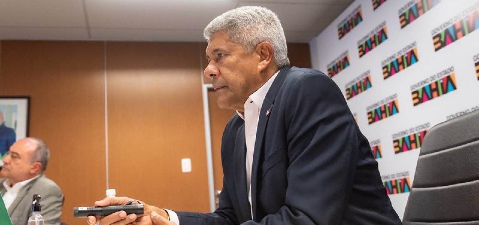 Jerônimo sanciona orçamento de 2026 com aumento de 9,3%