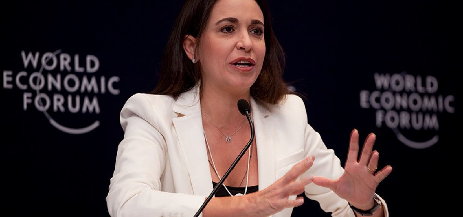 María Corina Machado chega à Casa Branca para reunião reservada com Donald Trump