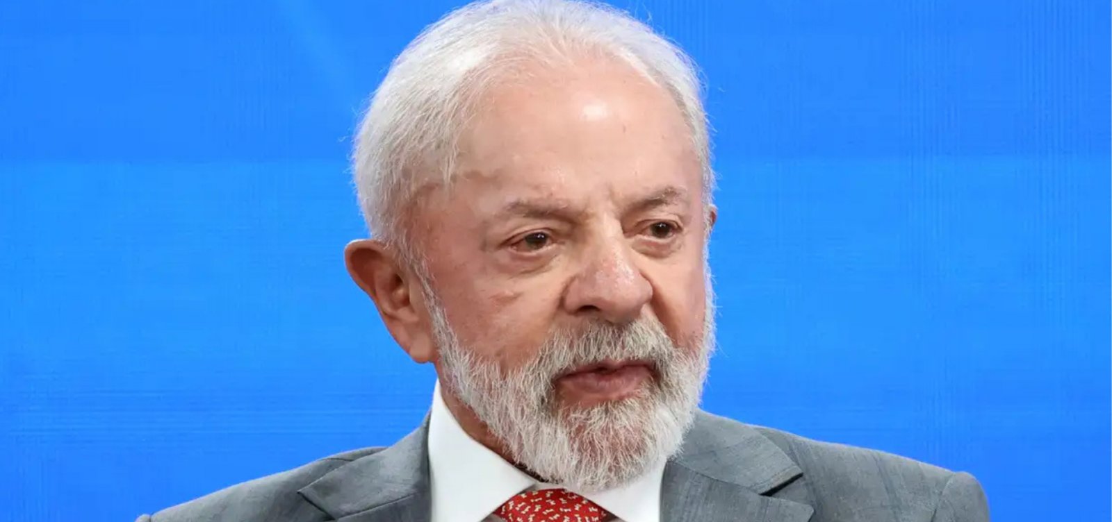 Lula conversa com presidente do Panamá antes de viagem oficial