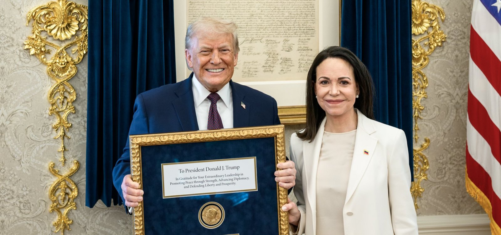 Trump diz que recebeu de María Corina Machado medalha do Nobel 