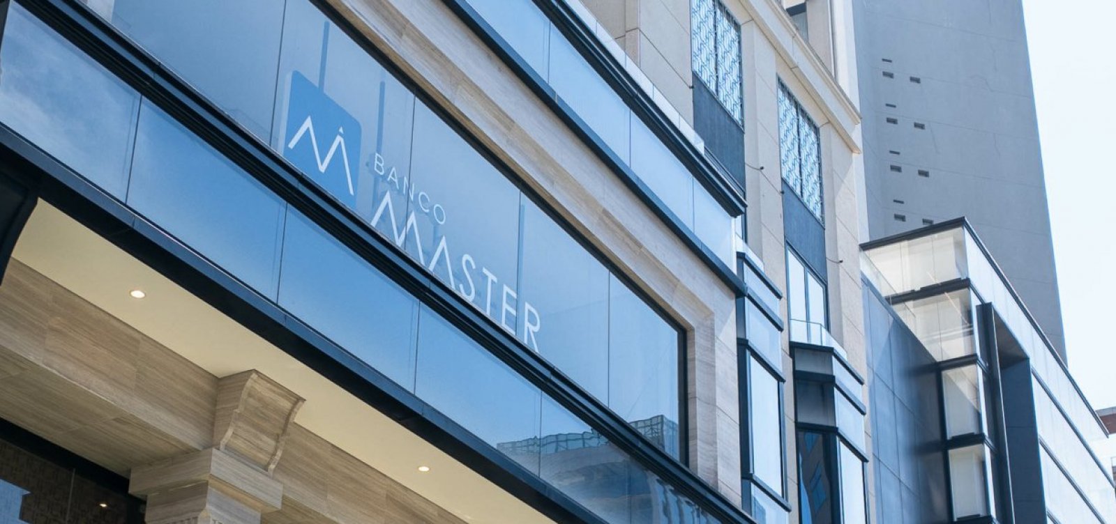 Parlamentares baianos relatam pânico em Brasília após novo cerco ao Banco Master