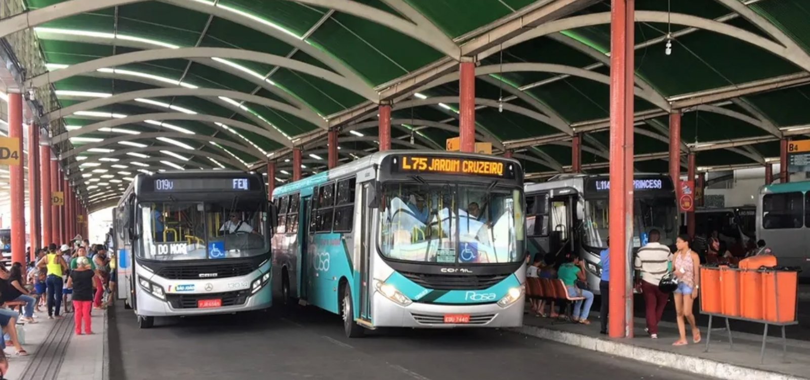 Feira de Santana retoma passe livre para pacientes com HIV, anemia falciforme e fibromialgia