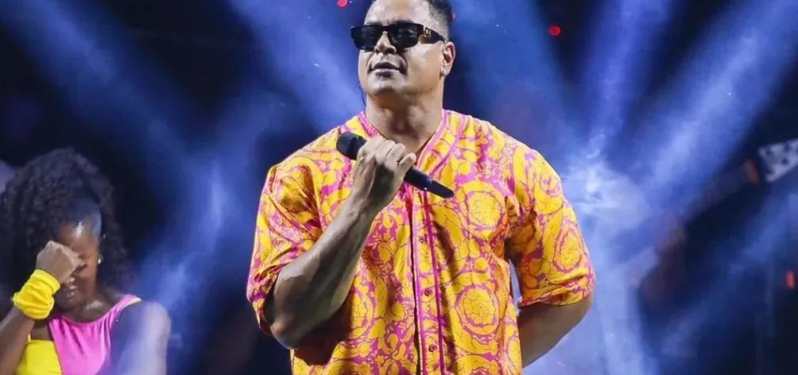 Xanddy Harmonia tranquiliza fãs e diz que quadro de saúde é estável após internação