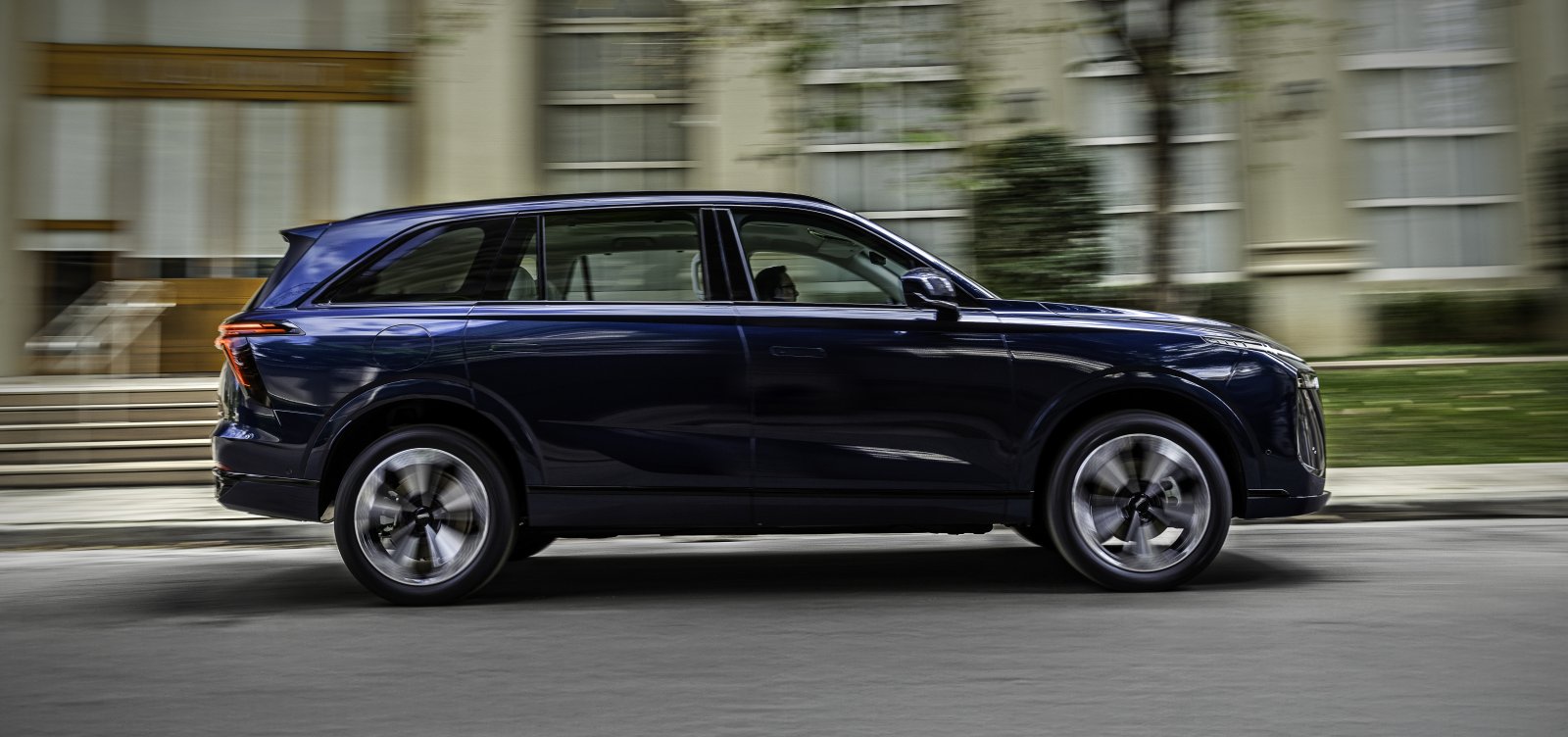 Com alta de 44%, Salvador entra no ranking das capitais que mais vendem carros elétricos