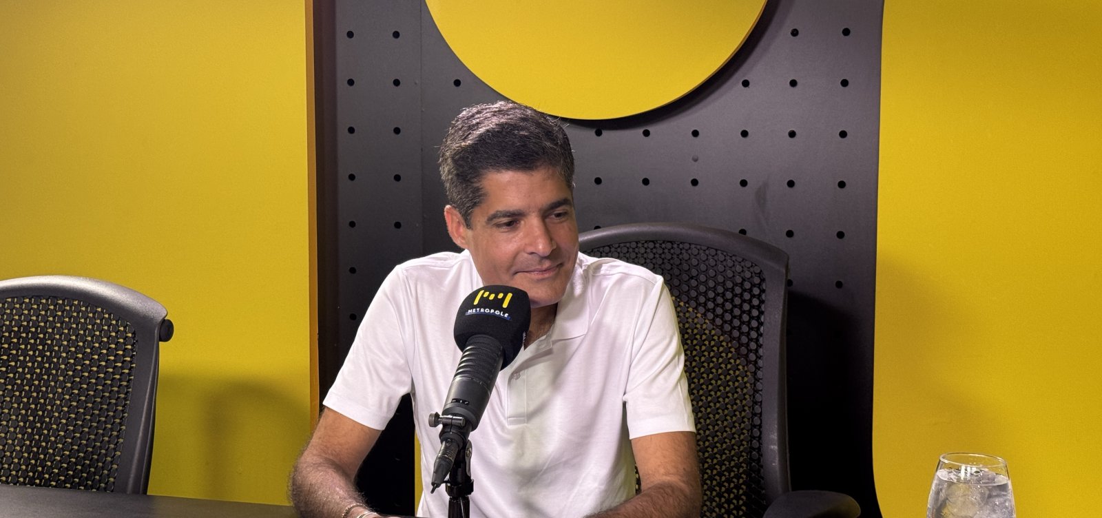 Não vou ajudar o PT a resolver a própria chapa, afirma ACM Neto ao comentar situação de Coronel