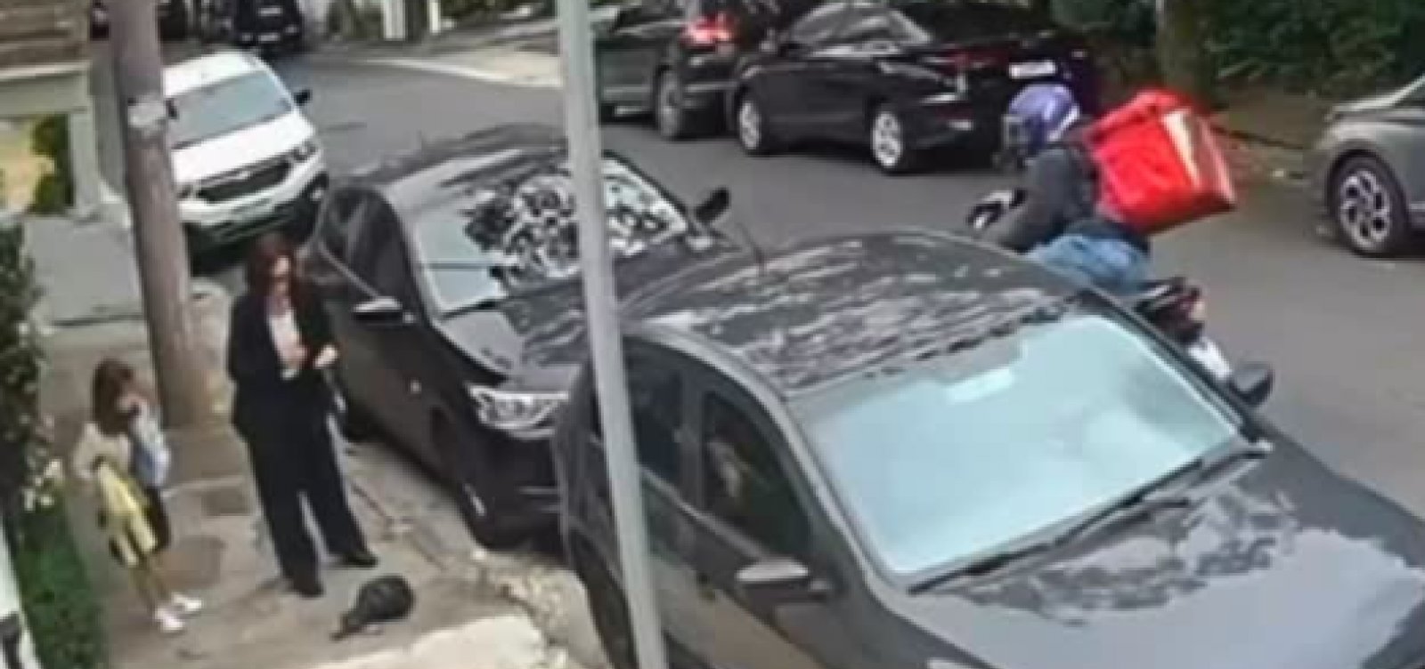 Esposa de Bial, jornalista Maria Prata, relata assalto nas redes: "hoje foi comigo"