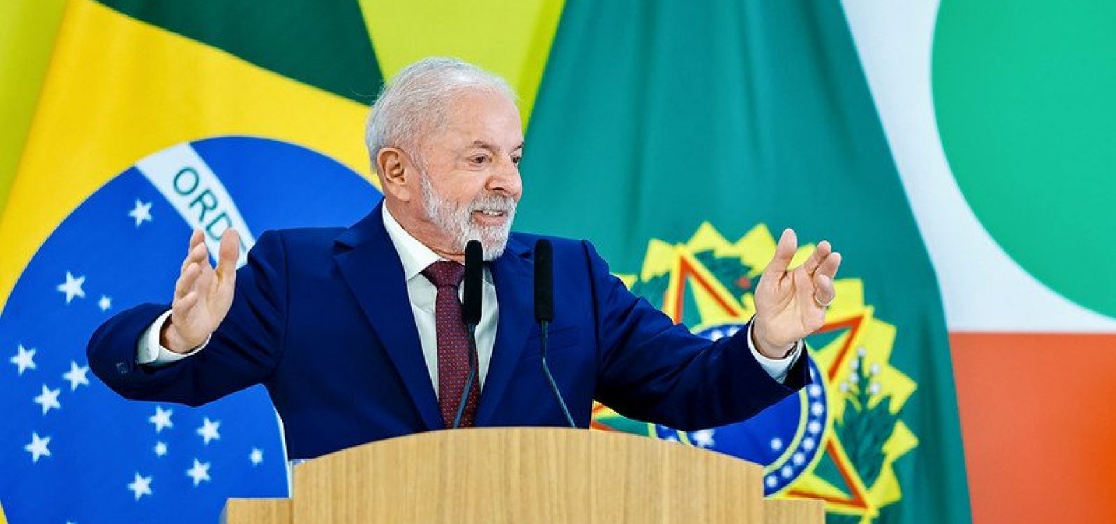 Lula anuncia isenção de visto para chineses em viagens ao Brasil