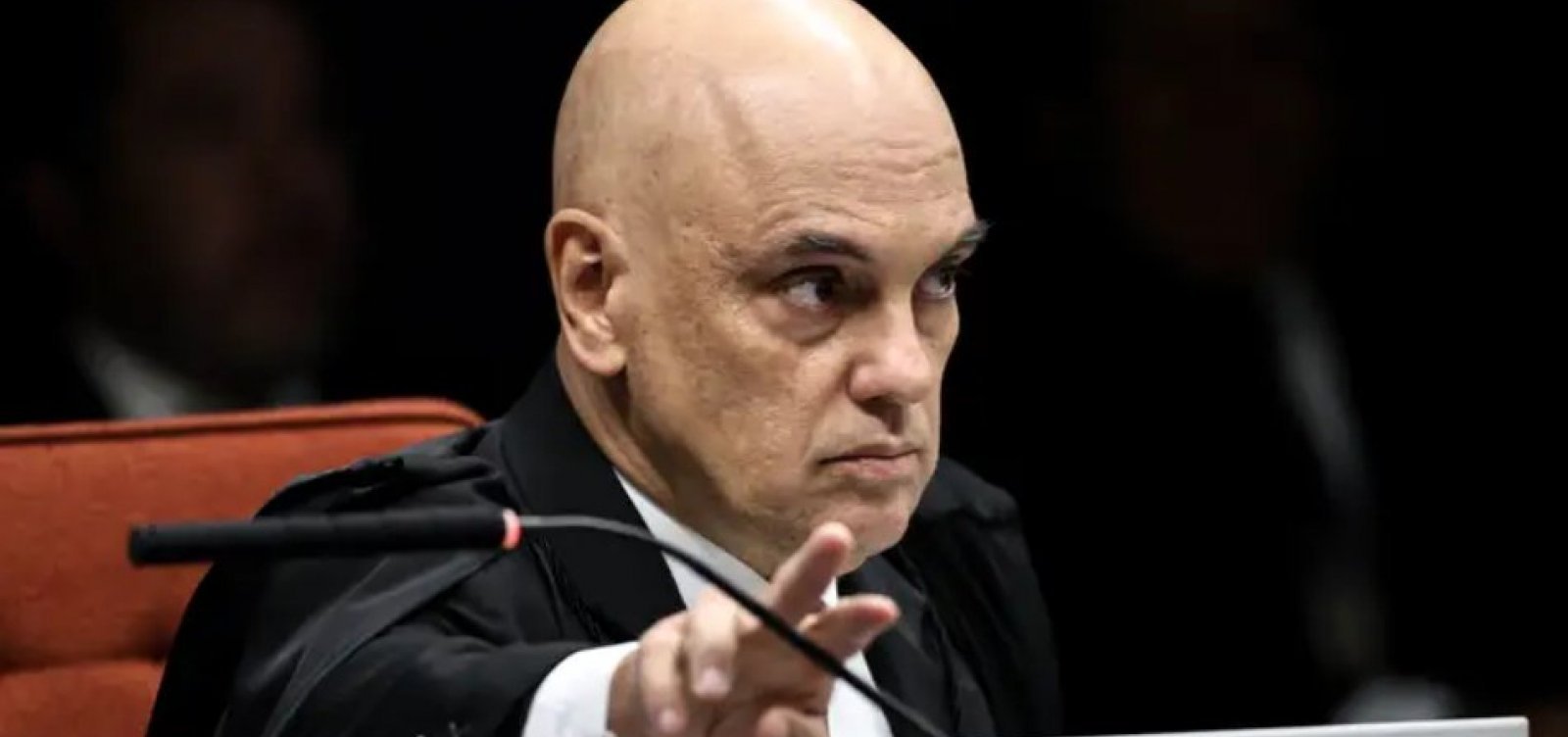 Moraes manda retirar apoiadores de Bolsonaro de acampamento na Papuda