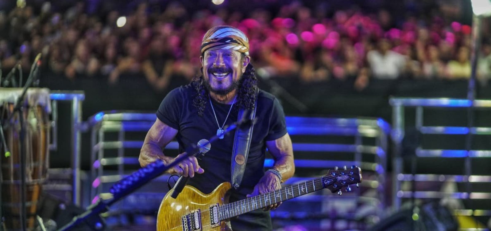 Bell Marques e Xanddy reúnem multidão no segundo dia do Carnaval Antecipado de Itabuna