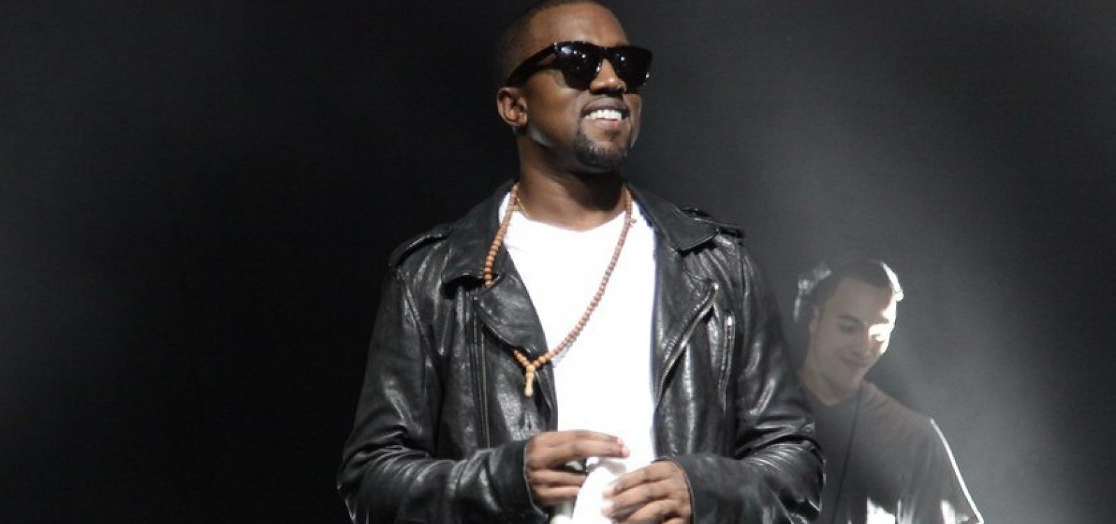 Kanye West pede desculpas por apologia ao nazismo em carta aberta 
