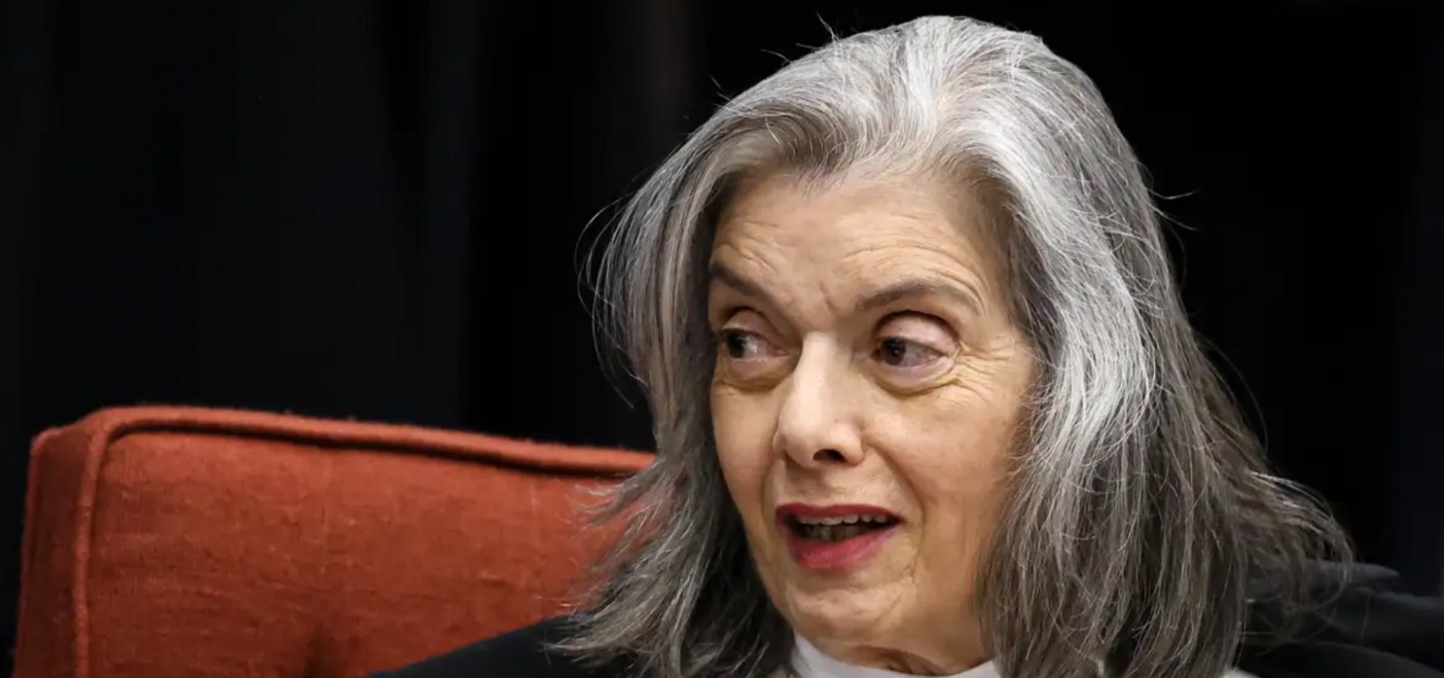 Cármen Lúcia alerta para avanço da desinformação com a proximidade das eleições de 2026