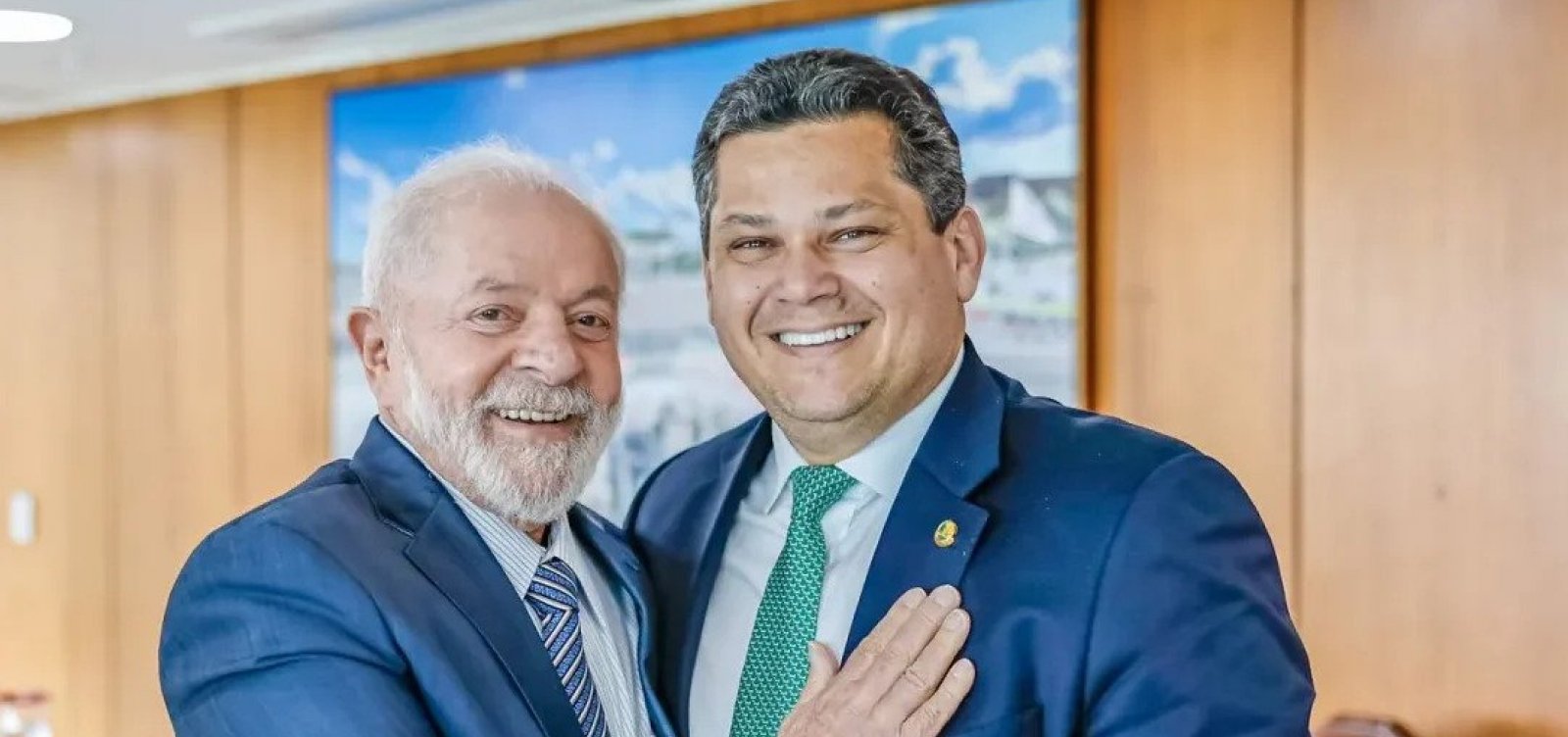 Lula irá retomar conversa com Alcolumbre sobre indicação de Messias