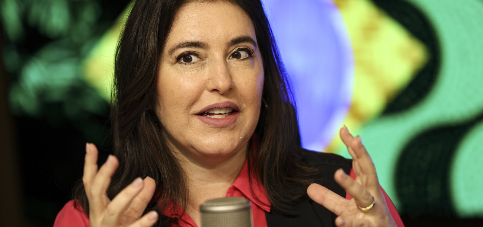 Simone Tebet anuncia saída do Planejamento e mira candidatura ao Senado em 2026