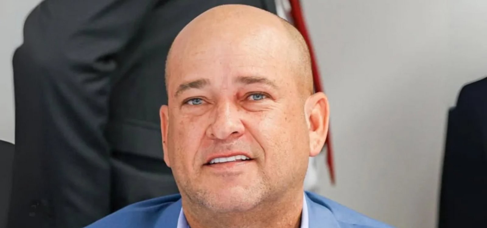 Deputado Binho Galinha presta novo depoimento em processo que investiga atuação de milícia em Feira de Santana