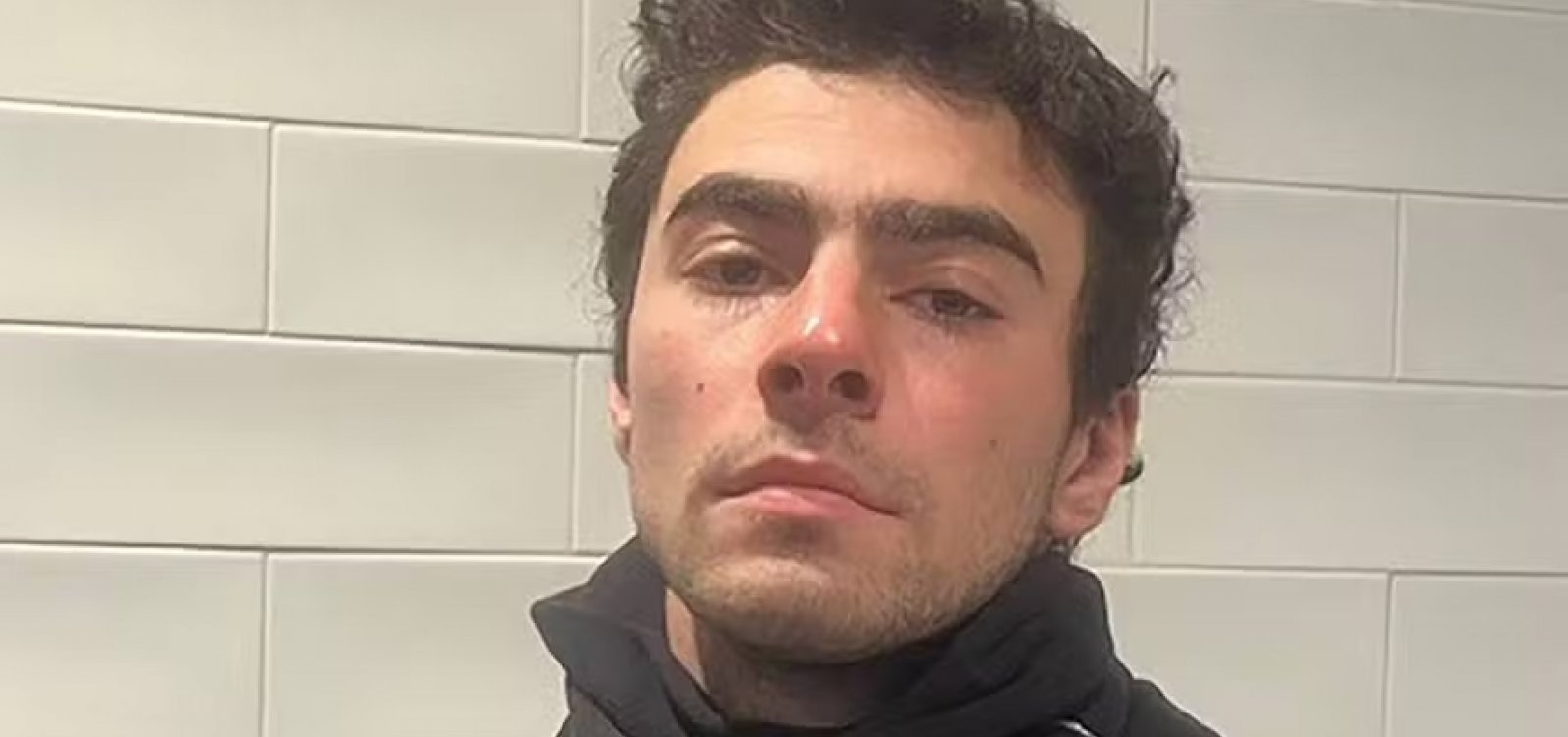 Juíza descarta pena de morte para Luigi Mangione, suspeito de assassinar CEO em Nova York