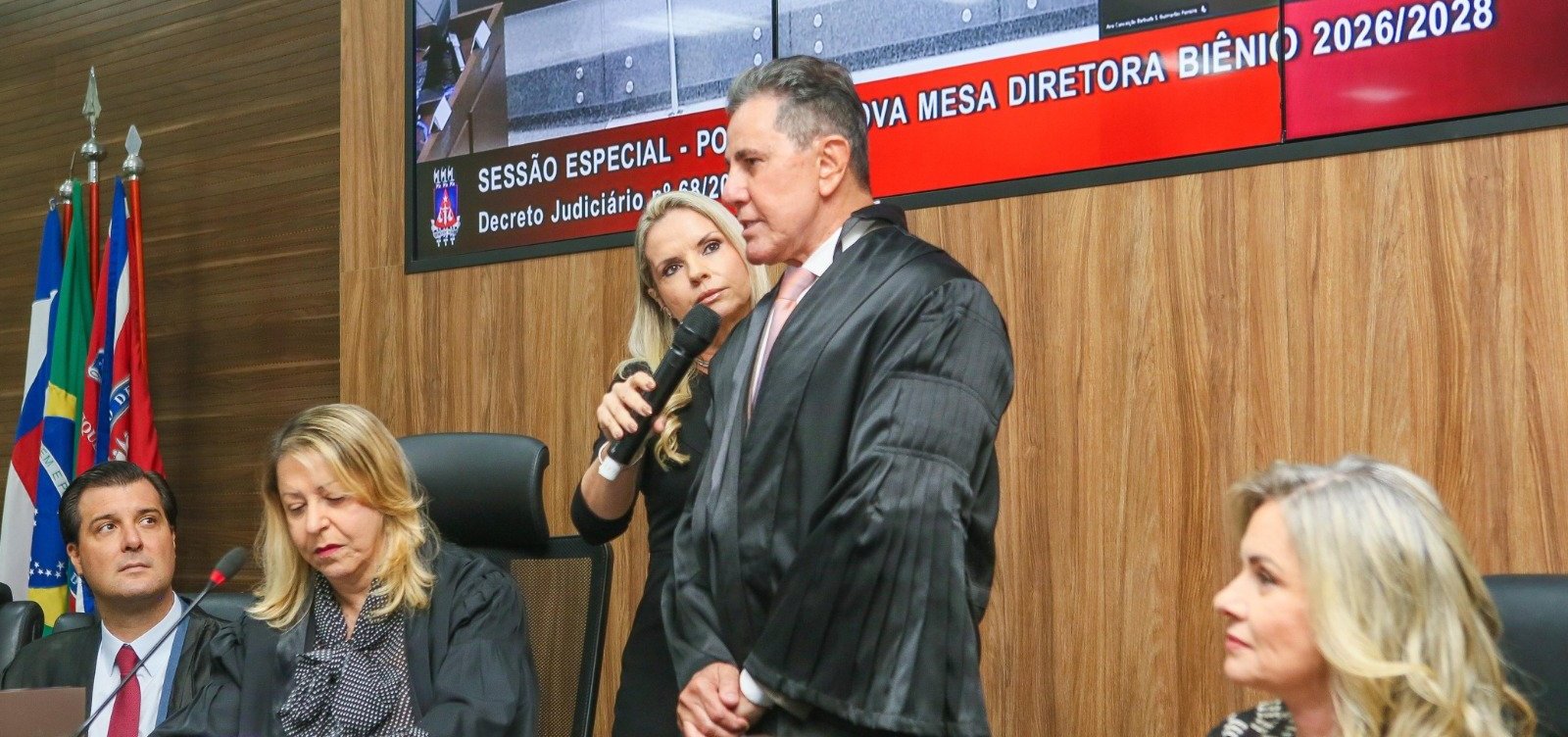 Novo presidente do TJ, José Edvaldo Rocha, toma posse