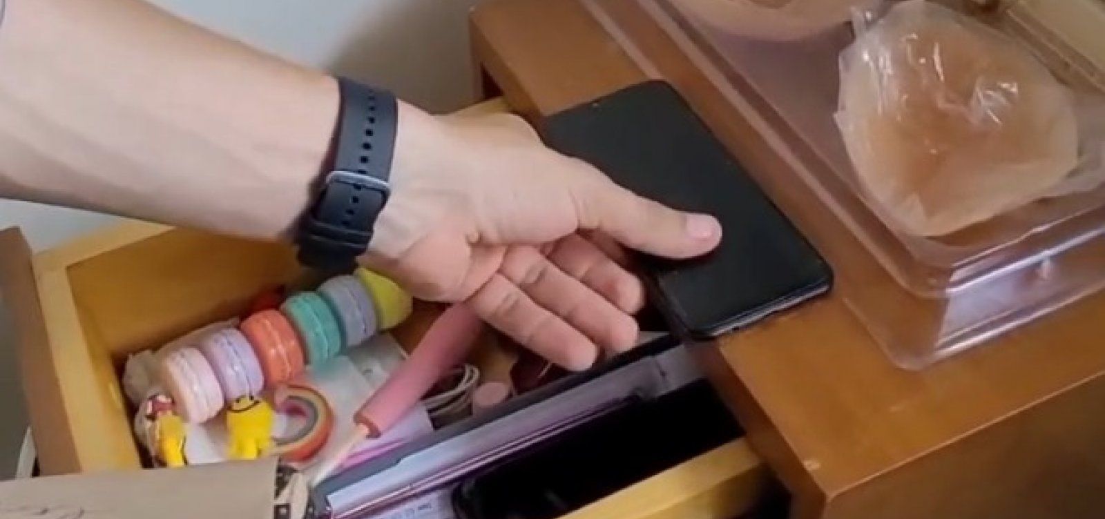 Polícia Civil investiga suspeita de usar PIX para enviar ofensas raciais em Vitória da Conquista