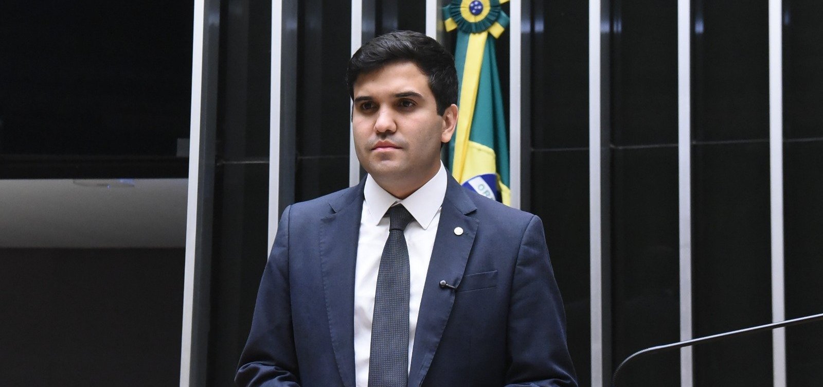 PL que restringe acesso de menores de 16 anos às redes reacende debate sobre proteção digital