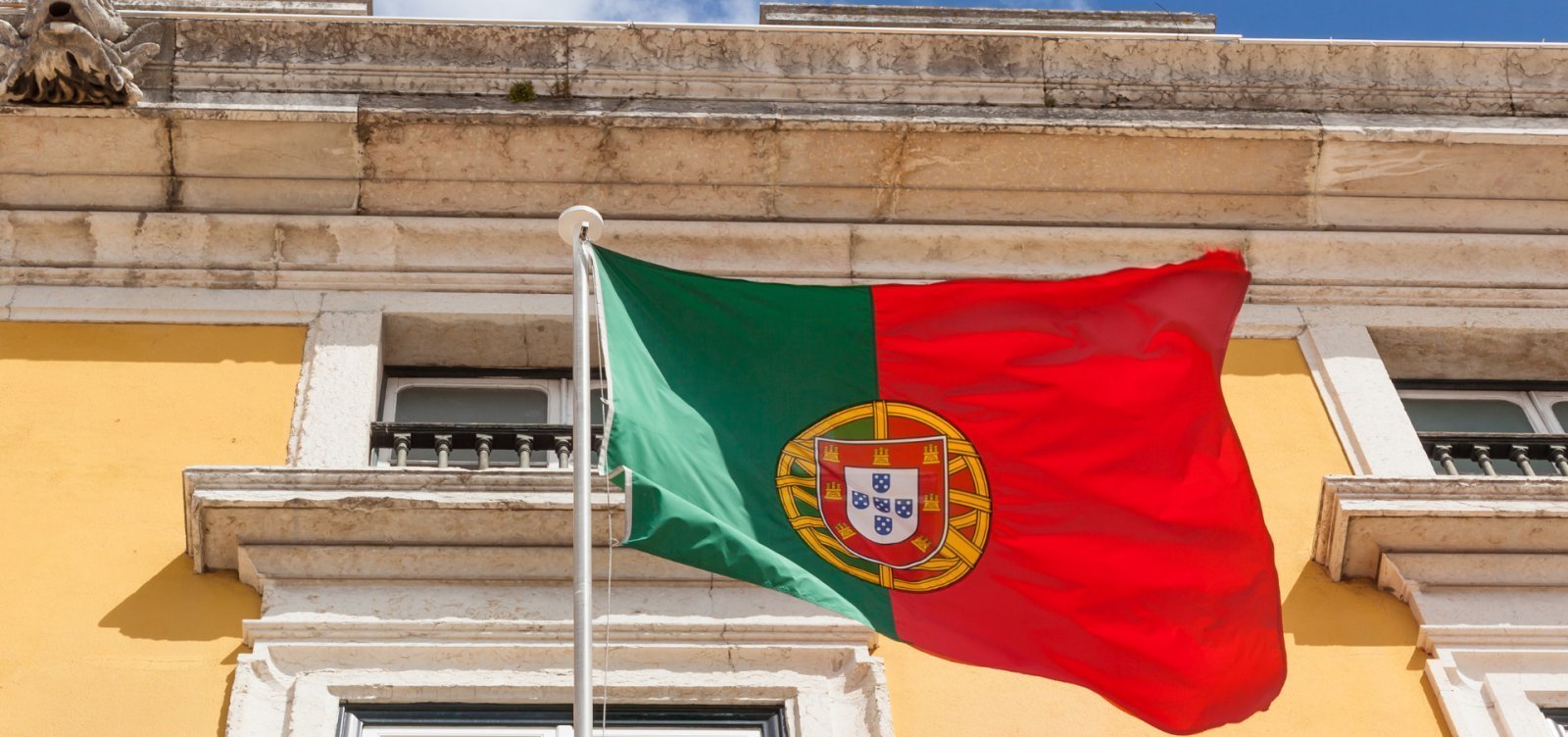 Portugueses vão às urnas neste domingo para escolher presidente em segundo turno