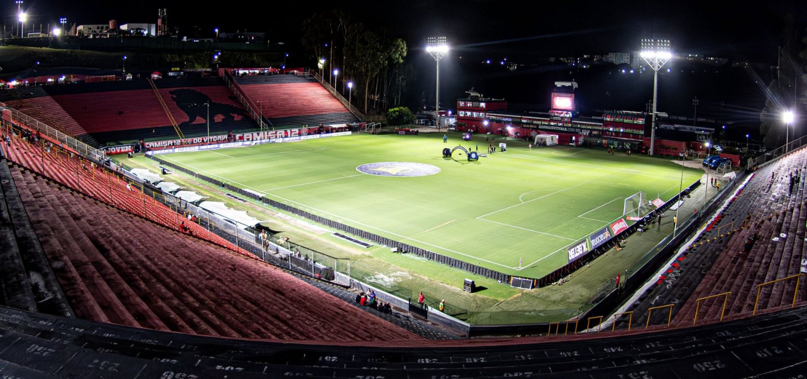 Vitória x Flamengo: onde assistir, prováveis escalações e arbitragem