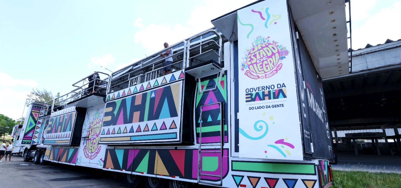 Detran-BA inicia vistoria de trios elétricos para o Carnaval 