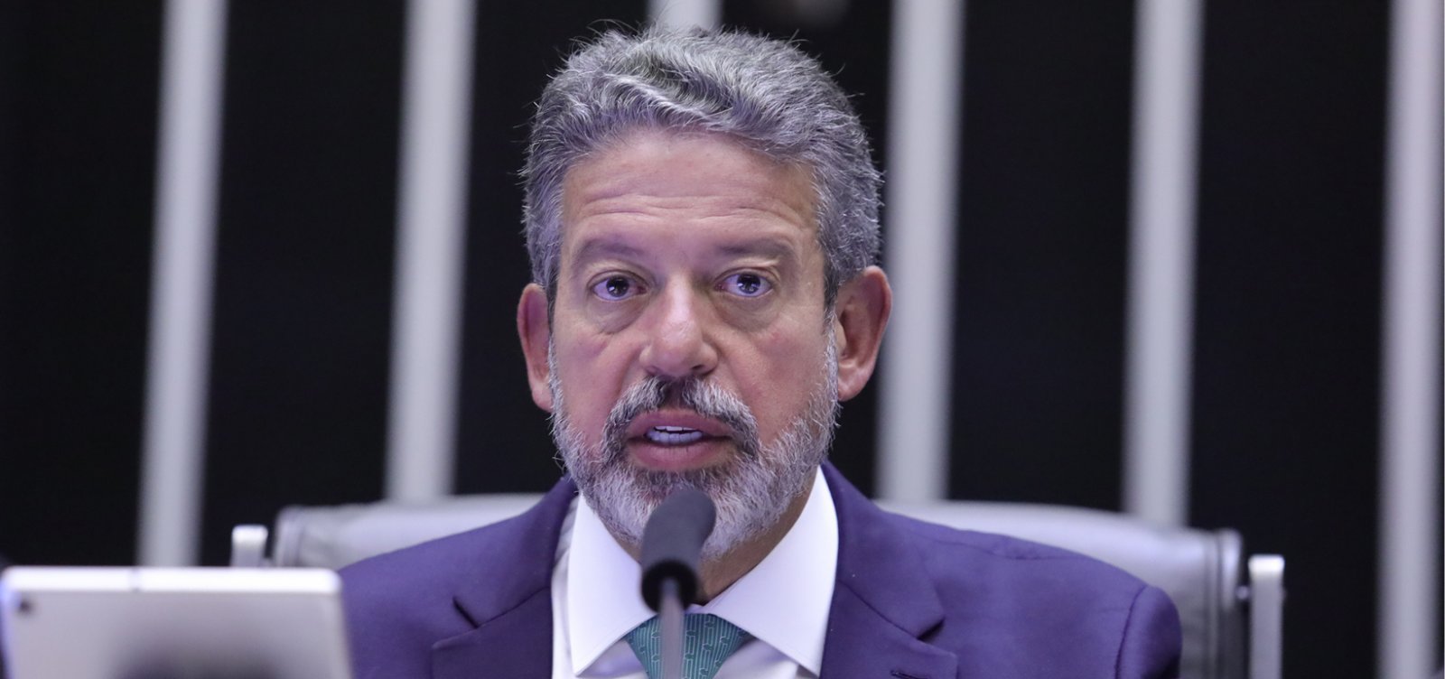 Arthur Lira confirma pré-candidatura ao Senado