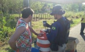 PRF combate alcoolemia e zera acidentes durante festa em Jequié