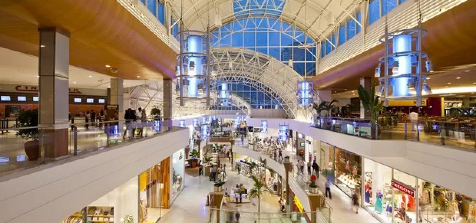 Veja o que abre e fecha em Salvador durante o Carnaval 2026