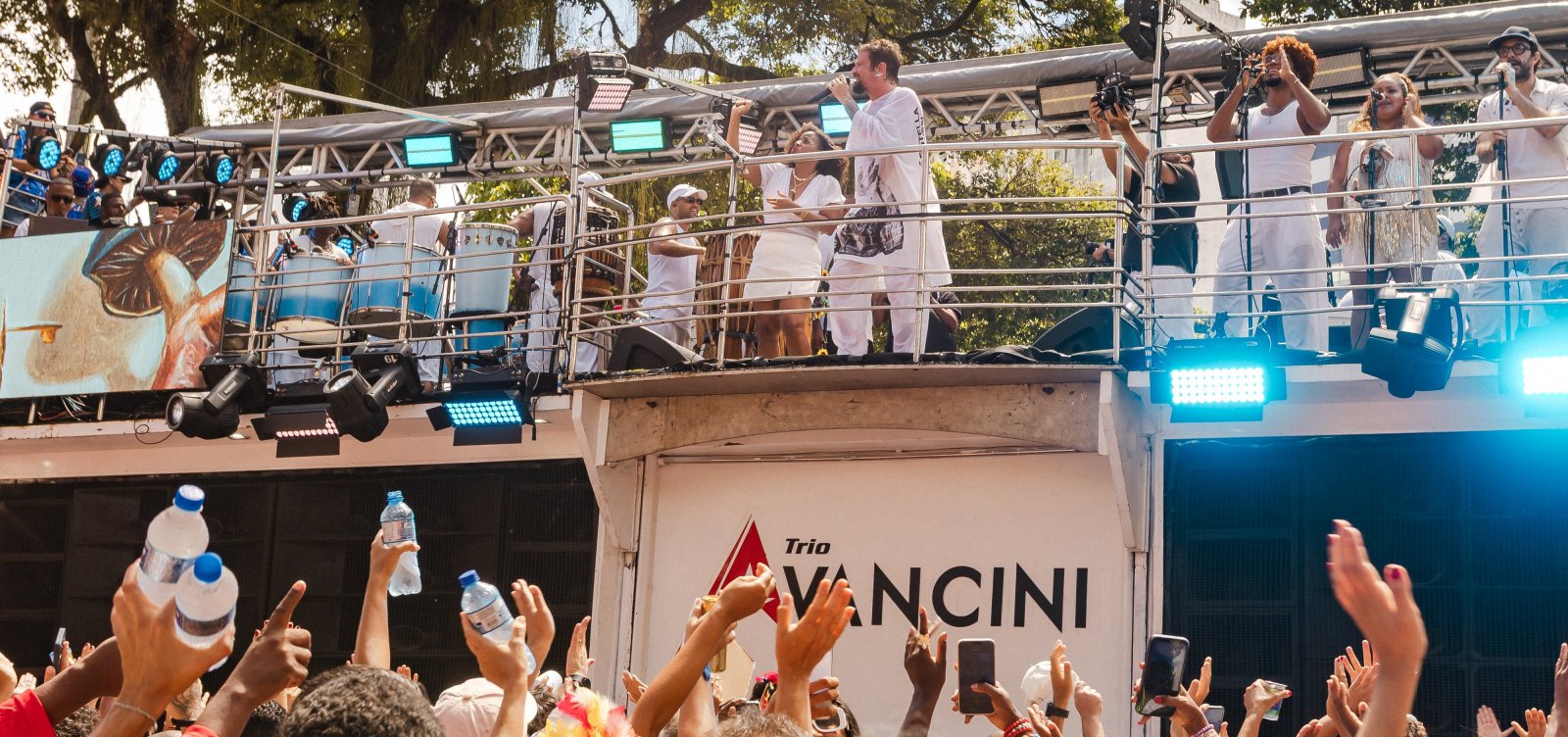 Saulo abre programação desta sexta-feira no Campo Grande com a Pipoca da Benção