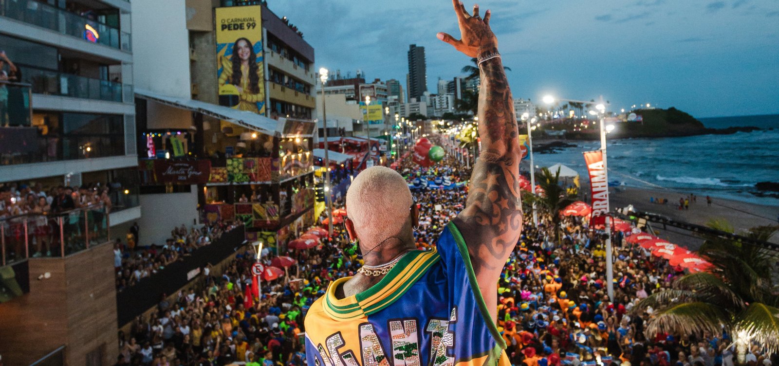 Com três apostas para música do Carnaval, Léo Santana anima a Barra-Ondina nesta sexta-feira