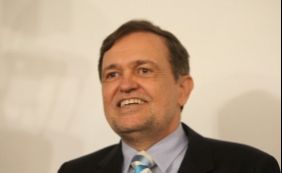 Walter Pinheiro toma posse como secretário estadual da Educação